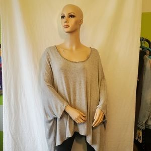 Truly Madly Deeply Oversized Top